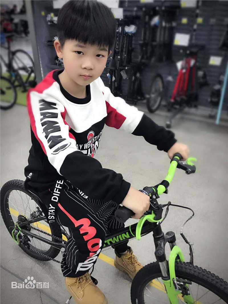 王天泽(Lucas)2017生活照素颜照相册