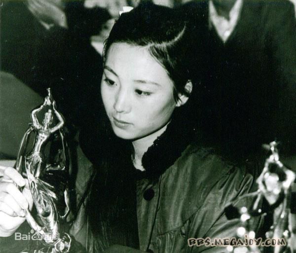 郑铮高清照图集