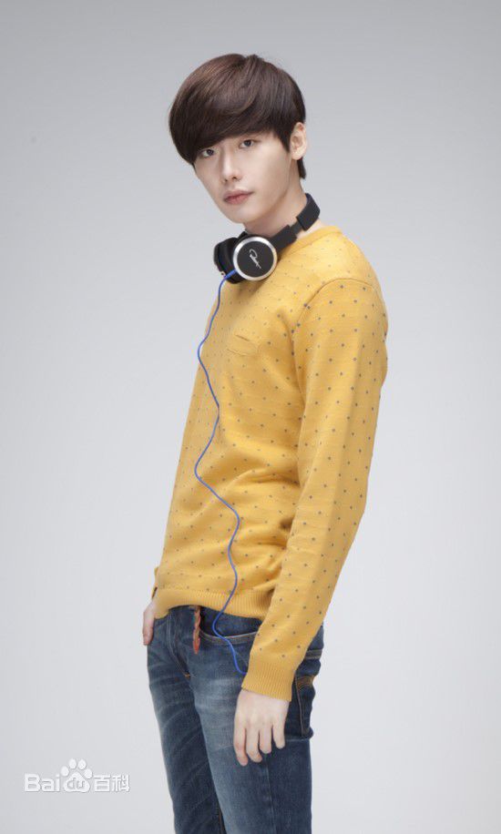 高清李钟硕(Lee Jong Suk)在《听见你的声音》中的图册