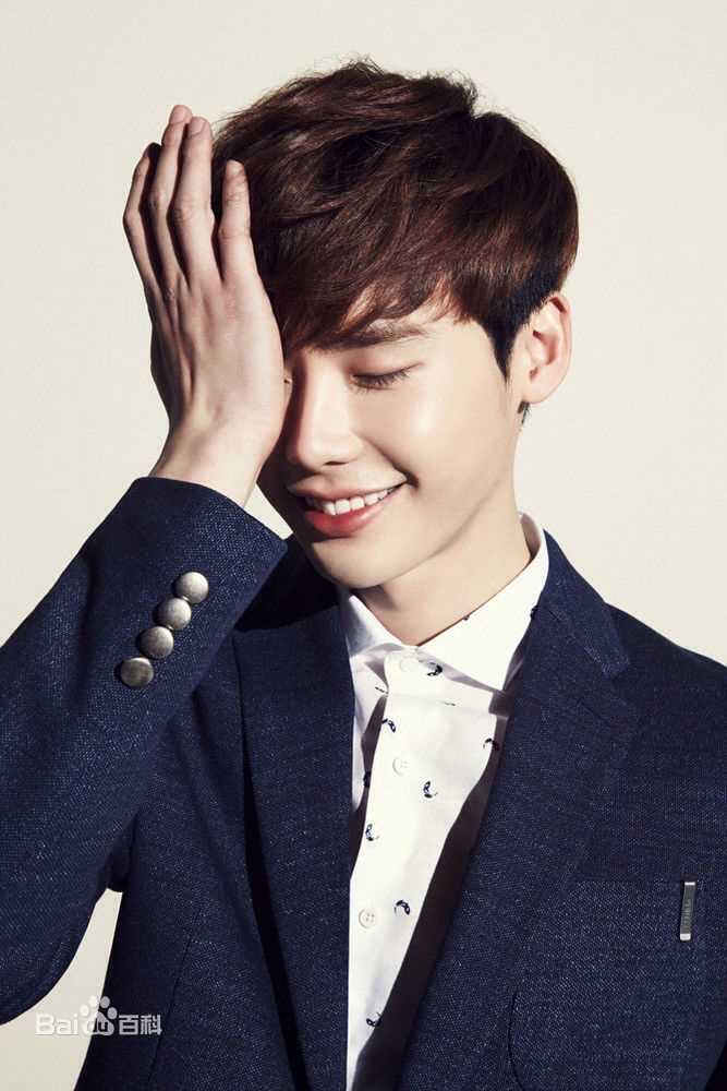 李钟硕(Lee Jong Suk)高清杂志图集