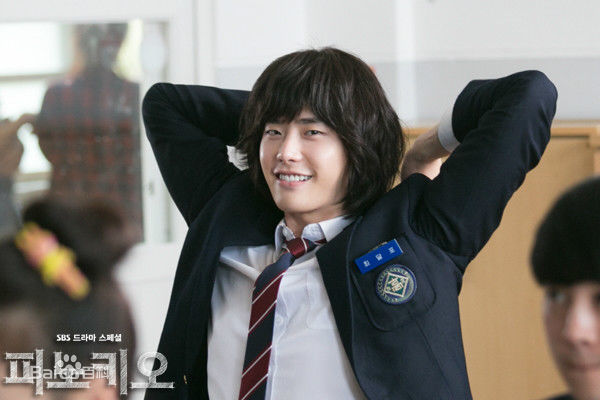 精选李钟硕(Lee Jong Suk)在《匹诺曹》中的图册