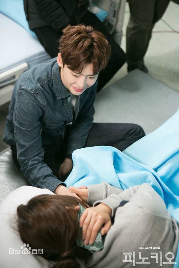 精选李钟硕(Lee Jong Suk)在《匹诺曹》中的图册