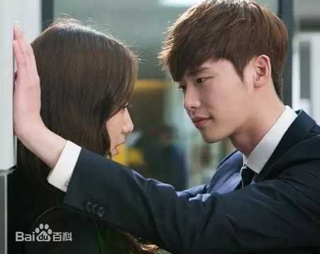 精选李钟硕(Lee Jong Suk)在《匹诺曹》中的图册