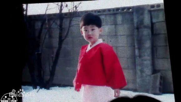 李钟硕(Lee Jong Suk)个人生活照片图片图册