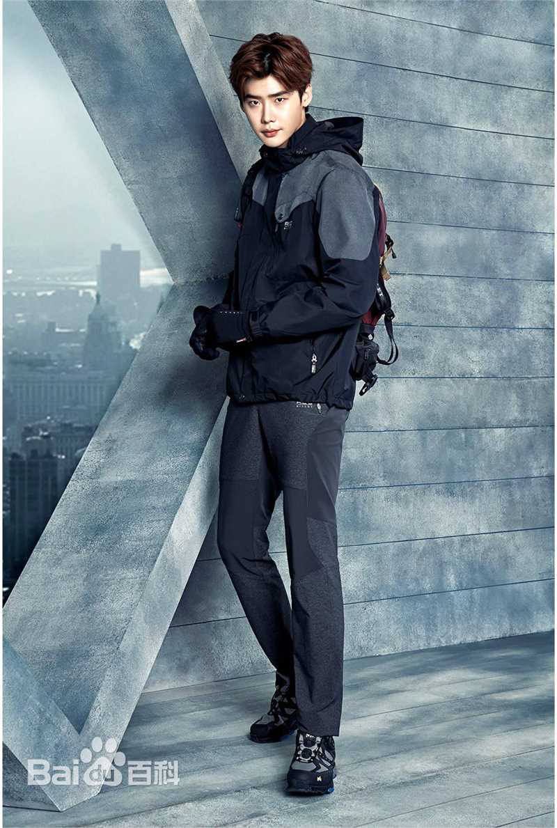 李钟硕(Lee Jong Suk)代言性感图片图集