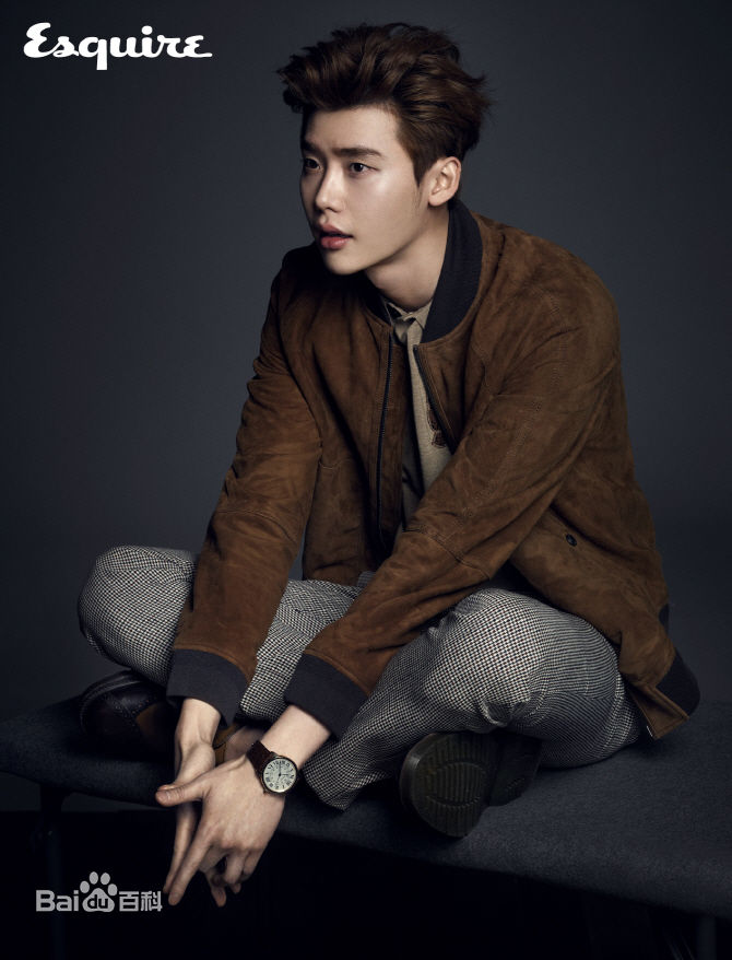 李钟硕(Lee Jong Suk)Esquire性感图片图集