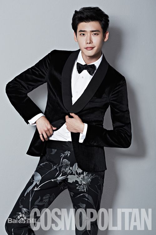 李钟硕(Lee Jong Suk)COO素颜照相册