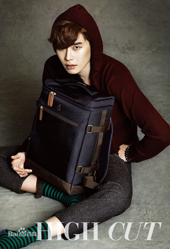 李钟硕(Lee Jong Suk)HIGH CUT生活照相册