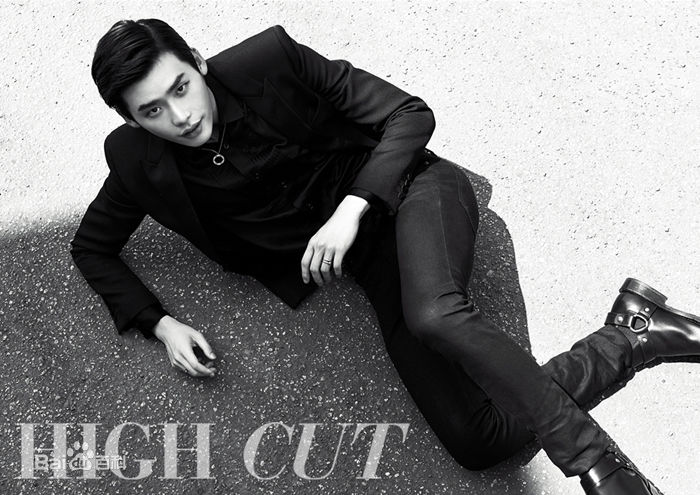 李钟硕(Lee Jong Suk)HIGH CUT生活照相册
