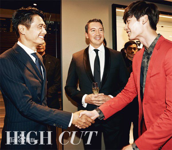 李钟硕(Lee Jong Suk)HIGH CUT生活照相册