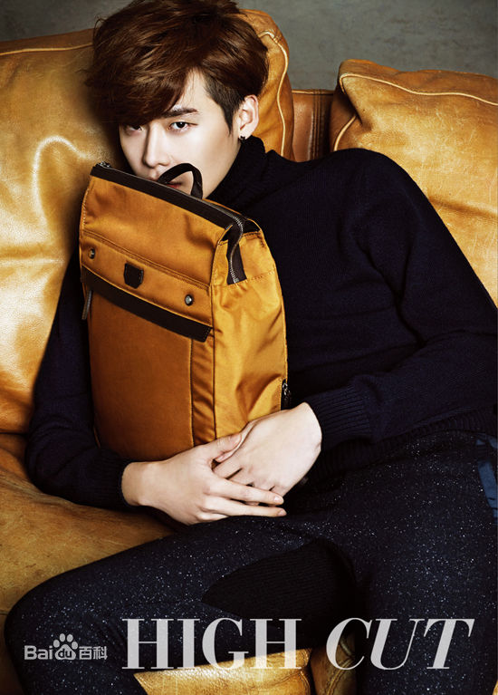 李钟硕(Lee Jong Suk)HIGH CUT生活照相册