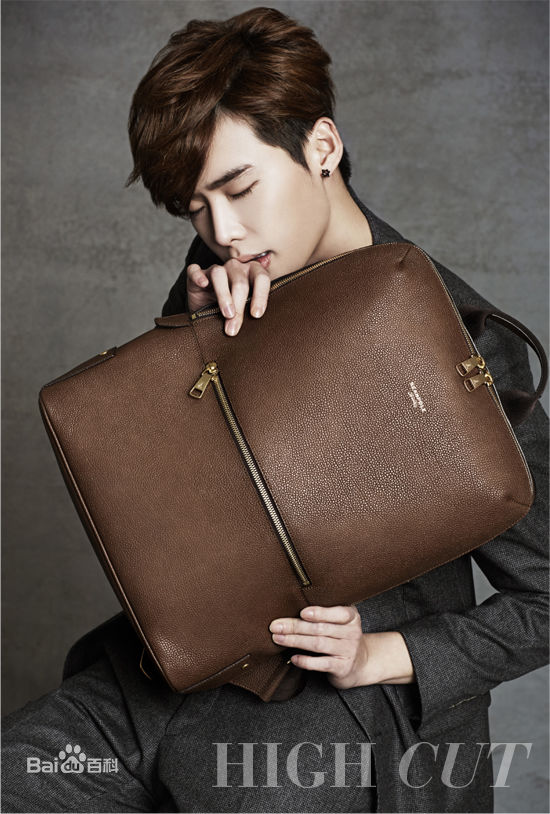 李钟硕(Lee Jong Suk)HIGH CUT生活照相册