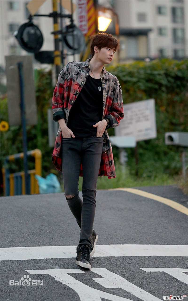 李钟硕(Lee Jong Suk)CECI KOREA壁纸壁纸