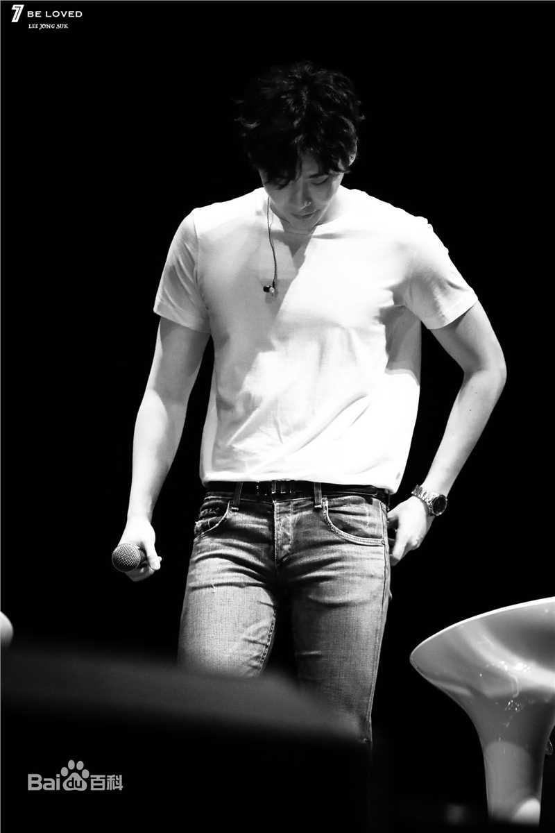 李钟硕(Lee Jong Suk)FAN MEETING图册