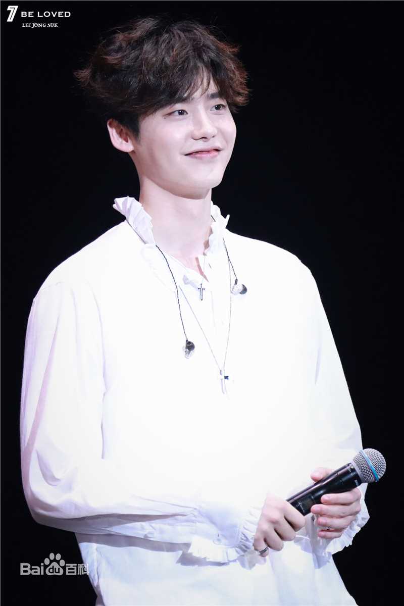 李钟硕(Lee Jong Suk)FAN MEETING图册