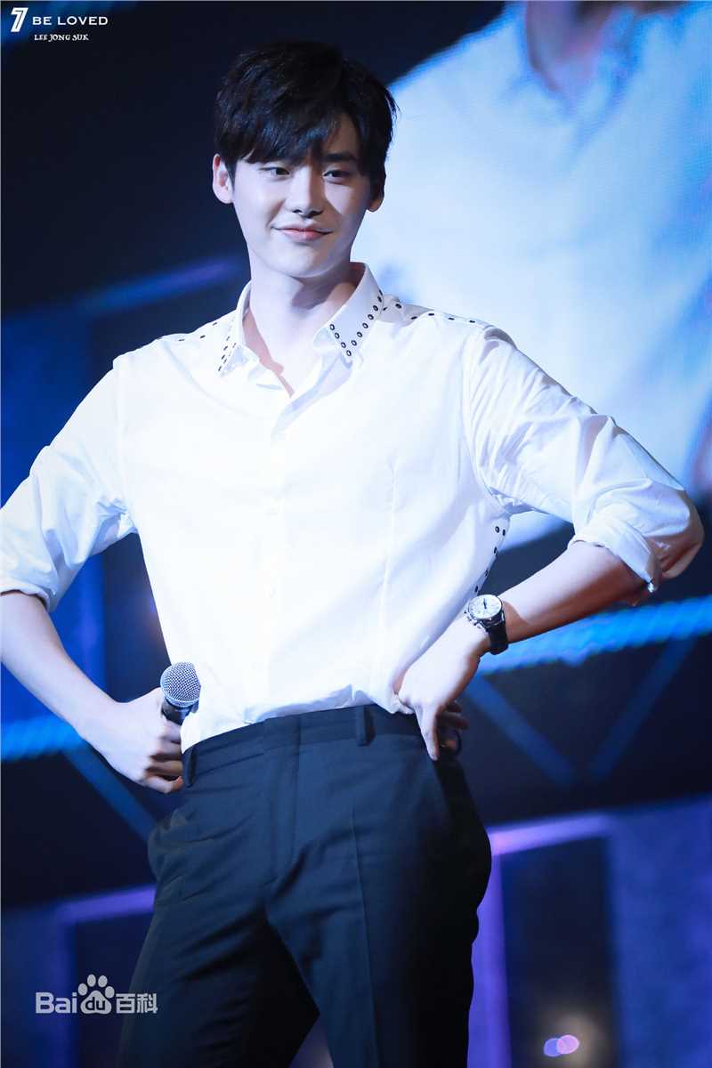 李钟硕(Lee Jong Suk)FAN MEETING图册