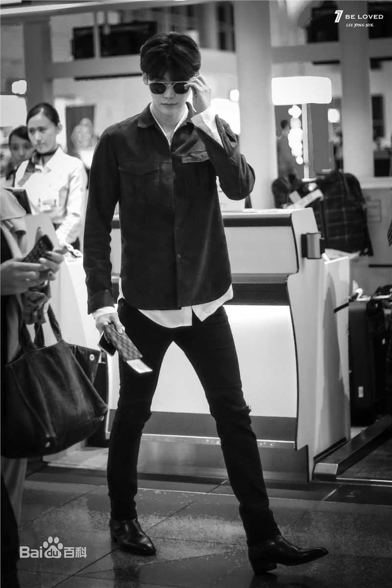 李钟硕(Lee Jong Suk)FAN MEETING图册