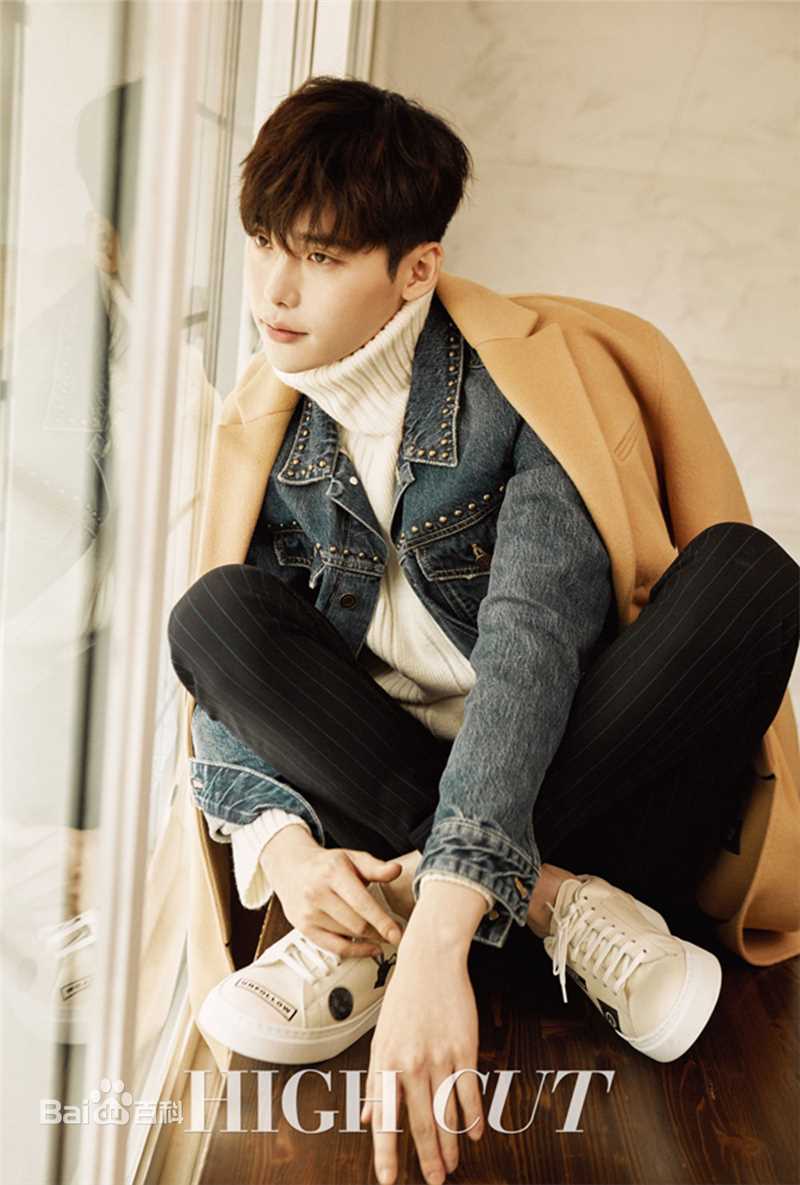 李钟硕(Lee Jong Suk)Highcut素颜照相册
