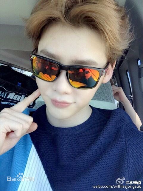 李钟硕(Lee Jong Suk)个人新浪微博图片图册