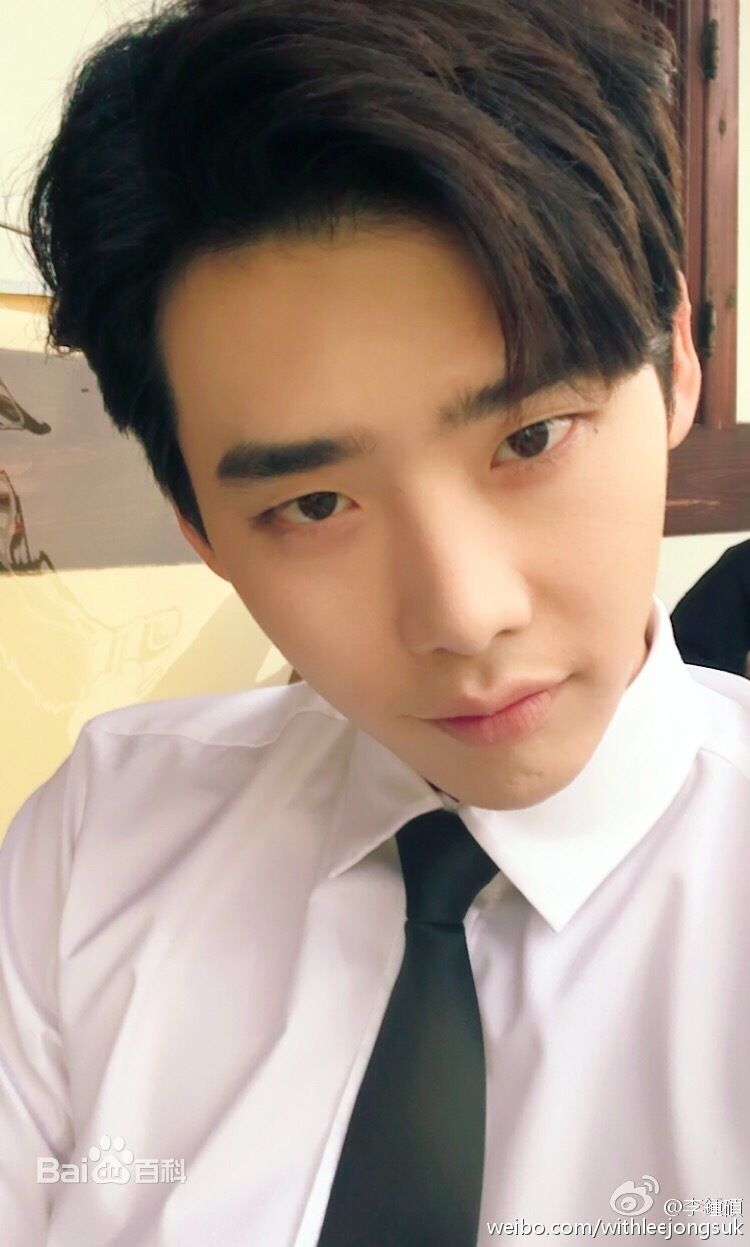 李钟硕(Lee Jong Suk)个人新浪微博图片图册