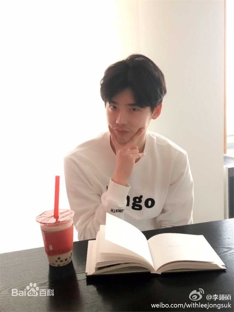 李钟硕(Lee Jong Suk)个人新浪微博图片图册