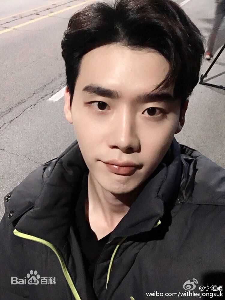 李钟硕(Lee Jong Suk)个人新浪微博图片图册