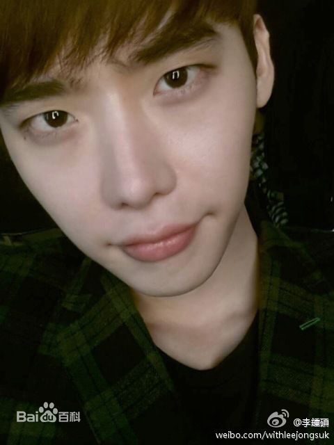 李钟硕(Lee Jong Suk)个人新浪微博图片图册