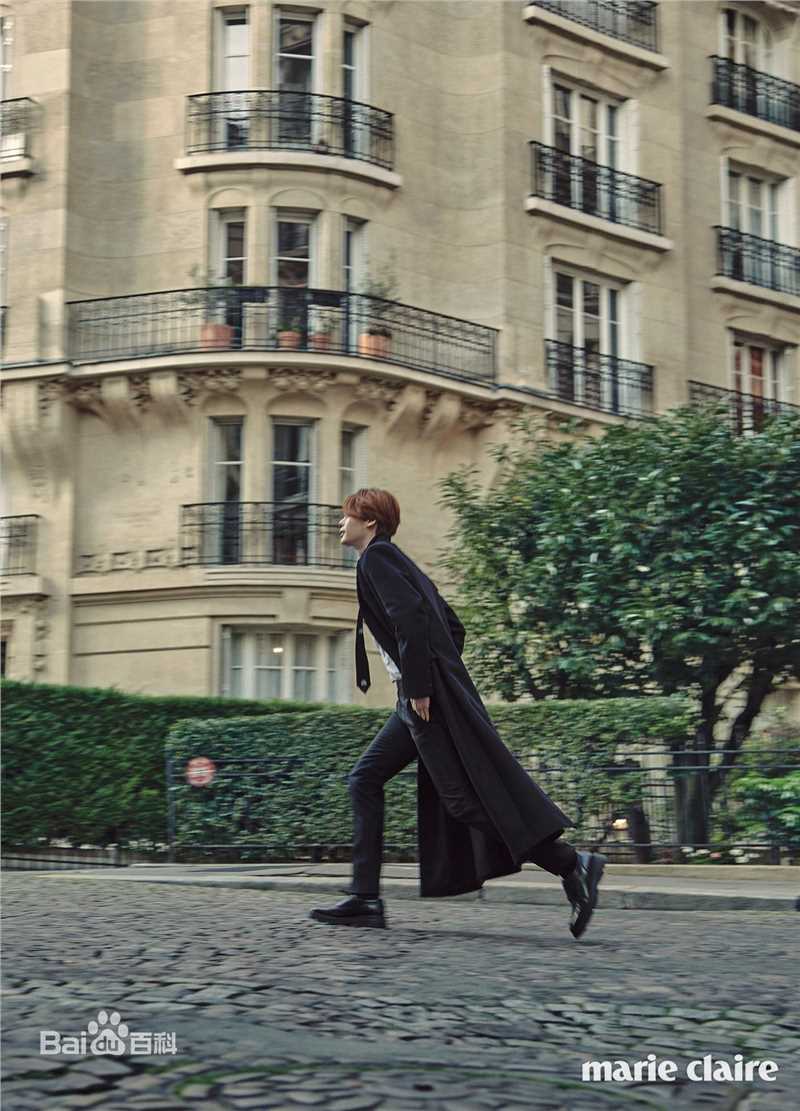 李钟硕(Lee Jong Suk)Marie Claire前后照片