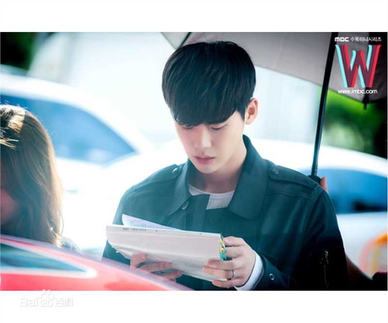 李钟硕(Lee Jong Suk)2016 MBC W-两个世界-饰演姜哲生活照