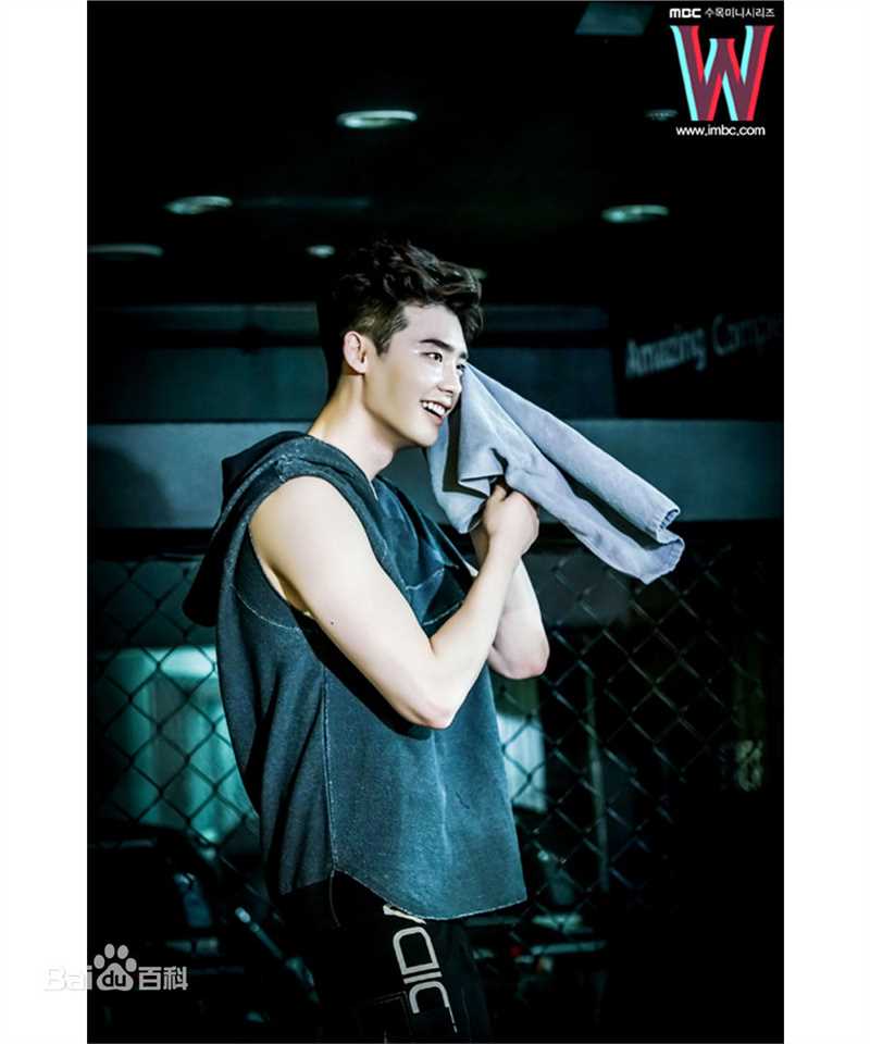 李钟硕(Lee Jong Suk)2016 MBC W-两个世界-饰演姜哲生活照