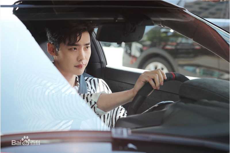 李钟硕(Lee Jong Suk)2016 MBC W-两个世界-饰演姜哲生活照