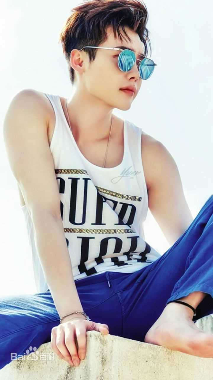 李钟硕(Lee Jong Suk)手机壁纸壁纸壁纸
