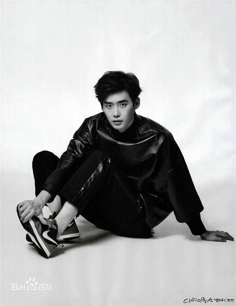 李钟硕(Lee Jong Suk)NYLON壁纸壁纸