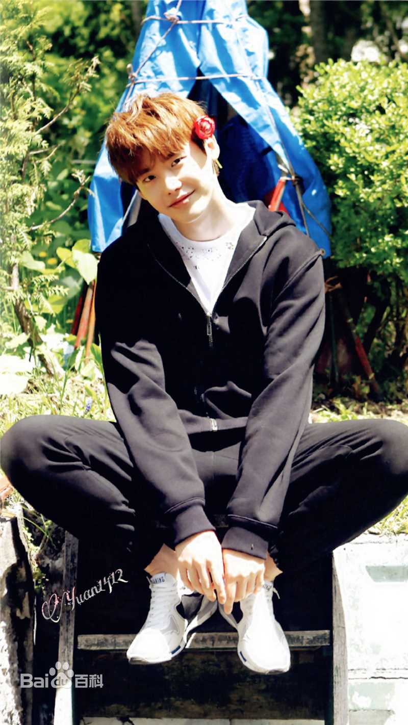 李钟硕(Lee Jong Suk)With me素颜照相册