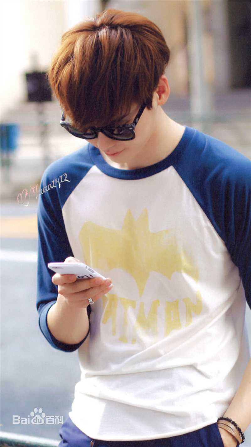 李钟硕(Lee Jong Suk)With me素颜照相册