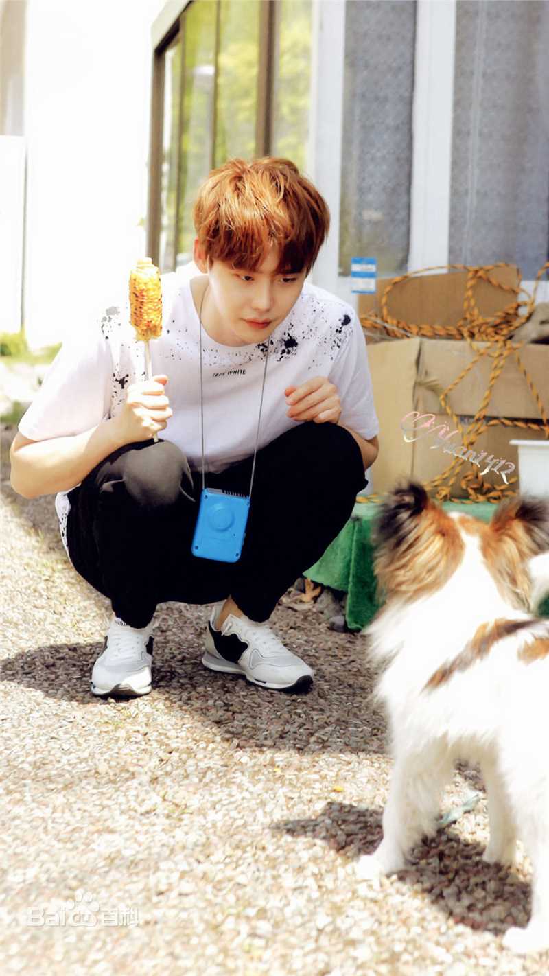 李钟硕(Lee Jong Suk)With me素颜照相册