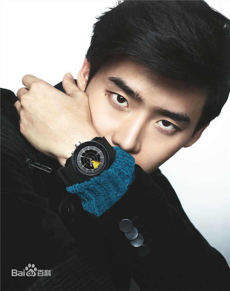 李钟硕(Lee Jong Suk)GEEK性感图片图集