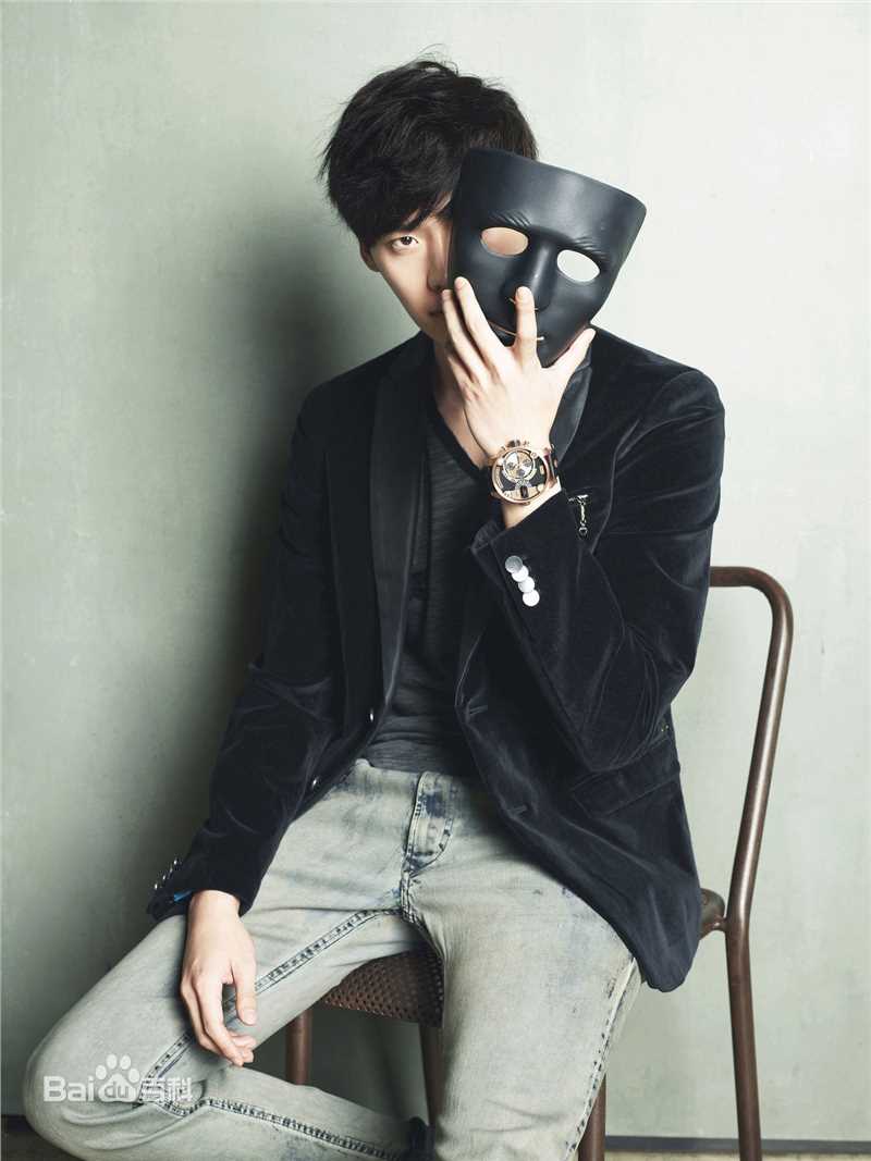 李钟硕(Lee Jong Suk)GEEK性感图片图集