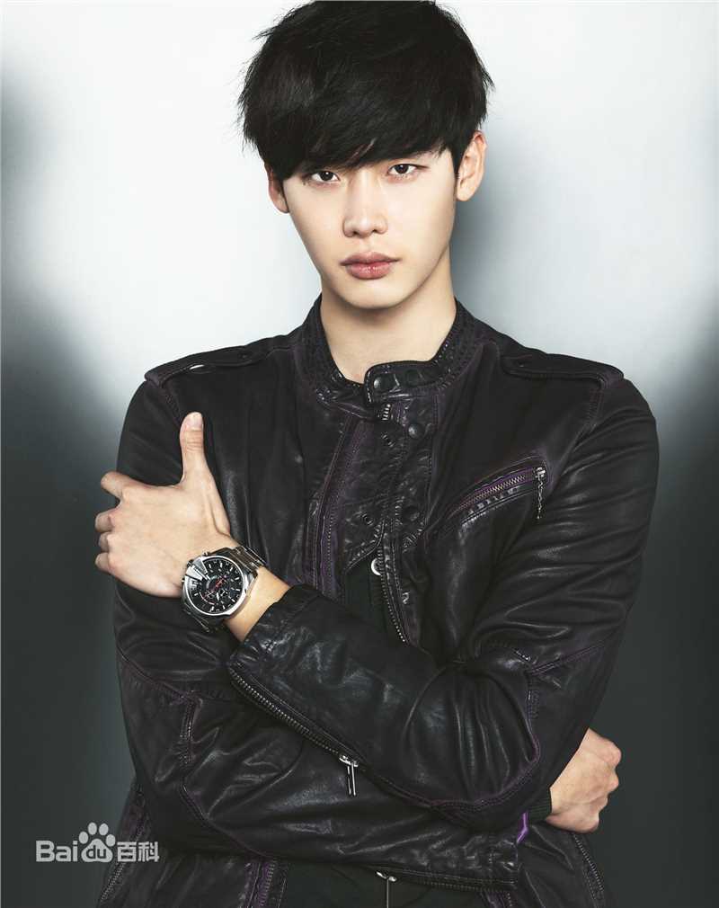 李钟硕(Lee Jong Suk)GEEK性感图片图集