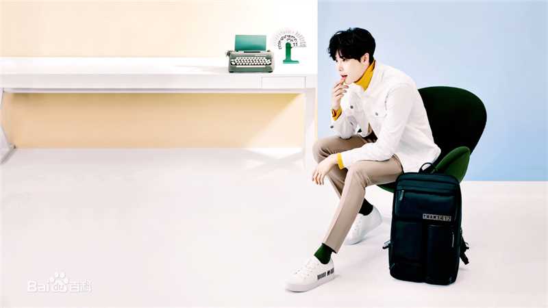 李钟硕(Lee Jong Suk)电脑壁纸图册