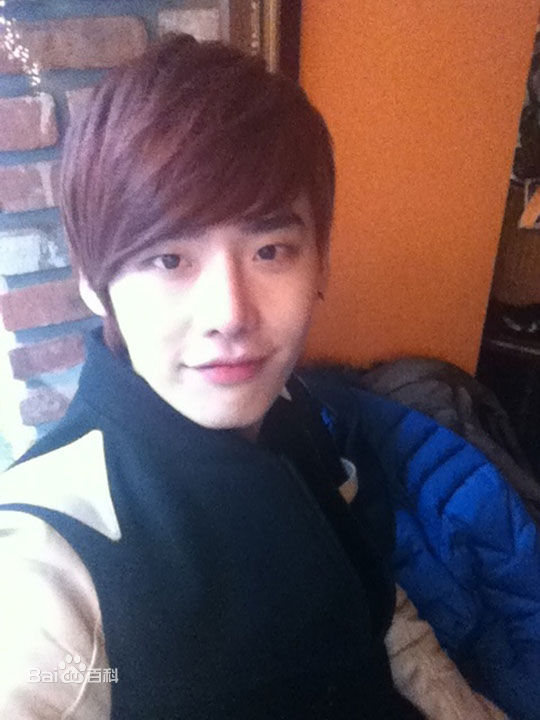 最全李钟硕(Lee Jong Suk)精彩图册