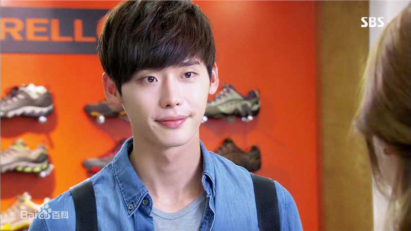 李钟硕(Lee Jong Suk)2013 S听见你的声音-饰演朴修夏前后照片