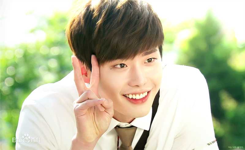 李钟硕(Lee Jong Suk)2013 S听见你的声音-饰演朴修夏前后照片