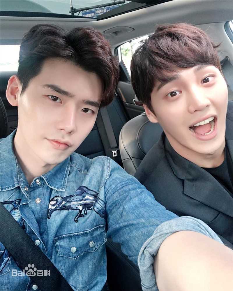 李钟硕(Lee Jong Suk)个人INSTAGRAM图片壁纸壁纸
