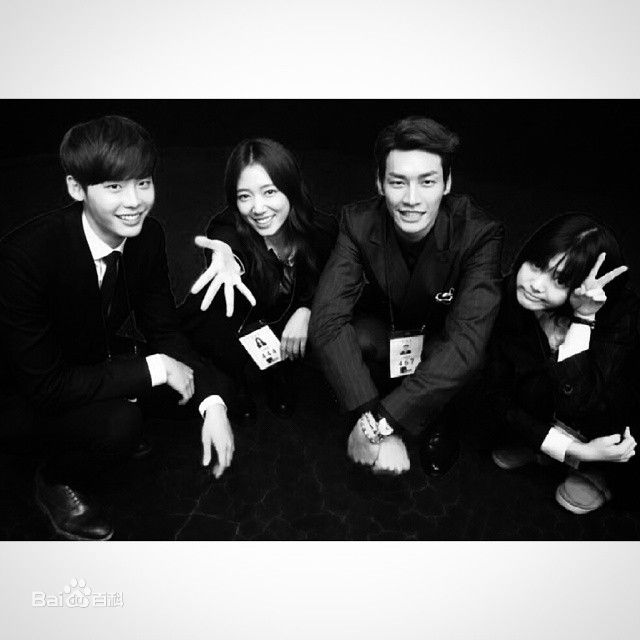 李钟硕(Lee Jong Suk)个人INSTAGRAM图片壁纸壁纸