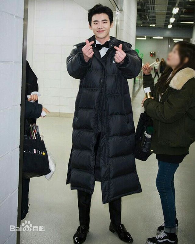 李钟硕(Lee Jong Suk)个人INSTAGRAM图片壁纸壁纸