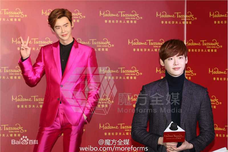 李钟硕(Lee Jong Suk)20160122蜡像揭幕活动生活照相册