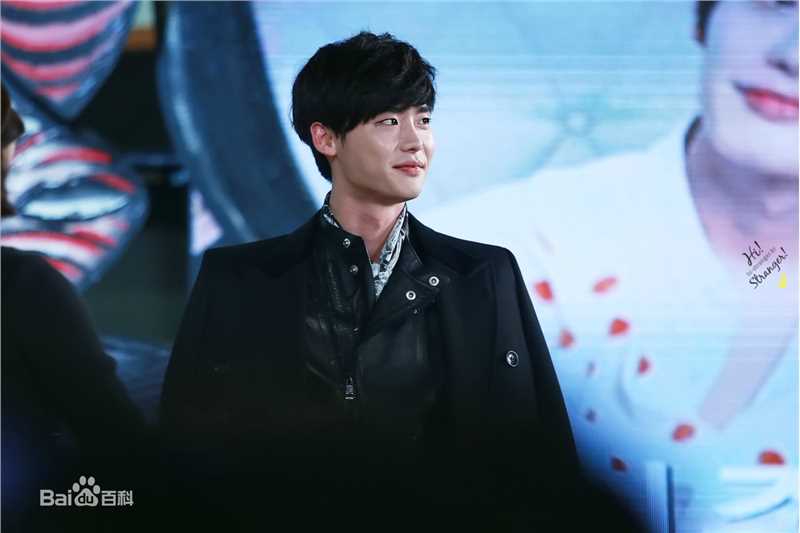 李钟硕(Lee Jong Suk)2013 SIA出席及获奖壁纸壁纸