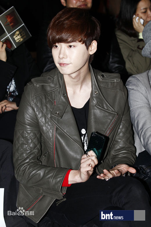 高清李钟硕(Lee Jong Suk)精彩图册