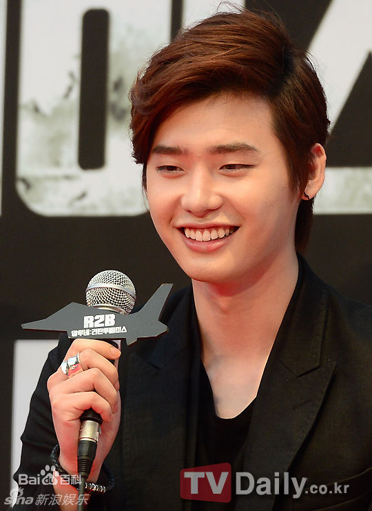 高清李钟硕(Lee Jong Suk)精彩图册